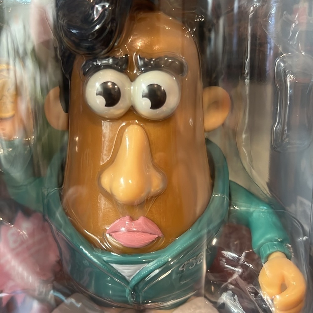 Poptaters Stranger Things Dustin Potato Head - Picture 2 of 6